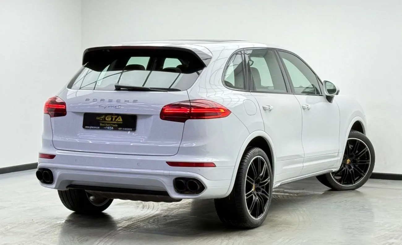 Porsche Cayenne S photo 5