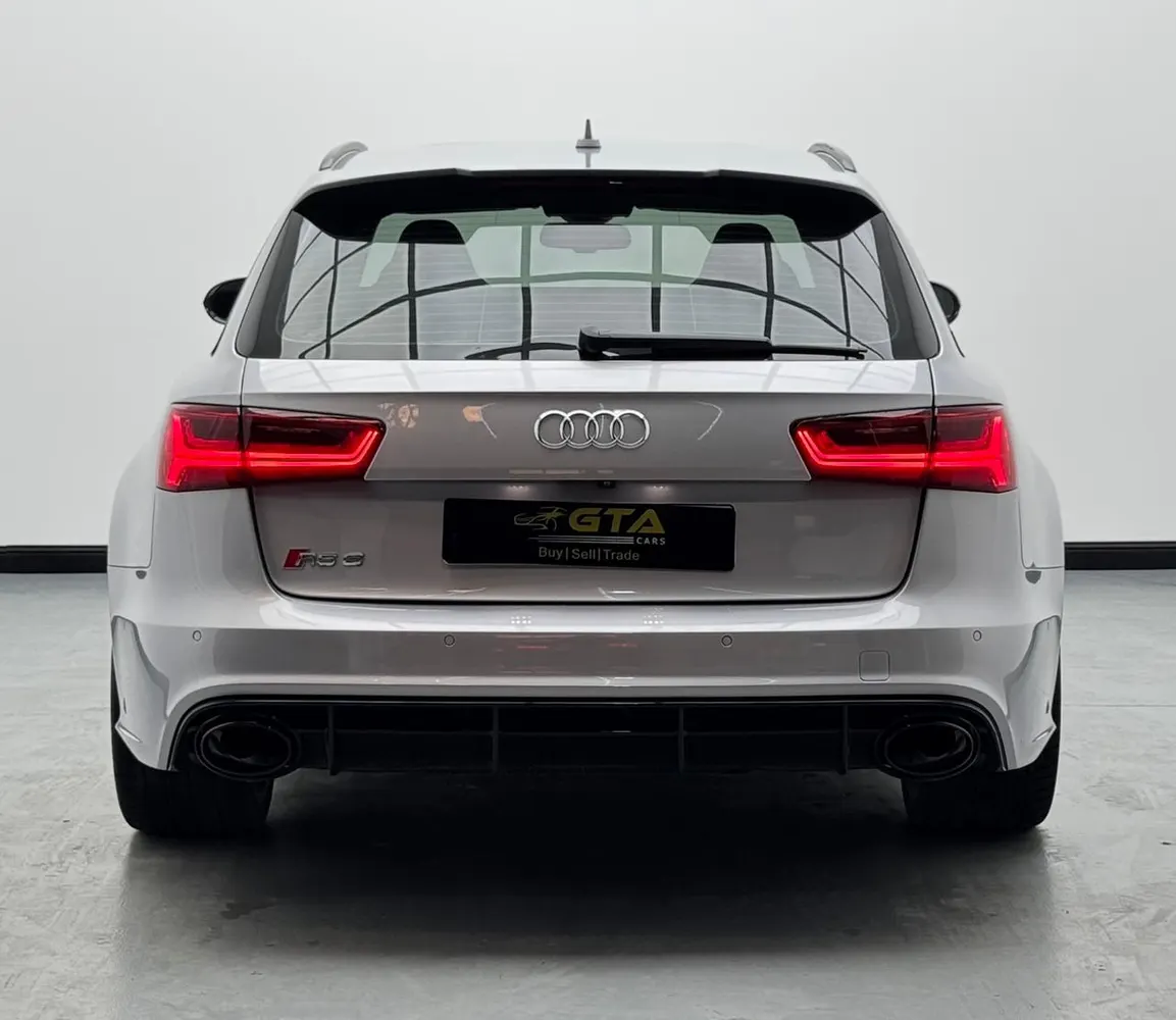 Audi RS6 Quattro photo 6
