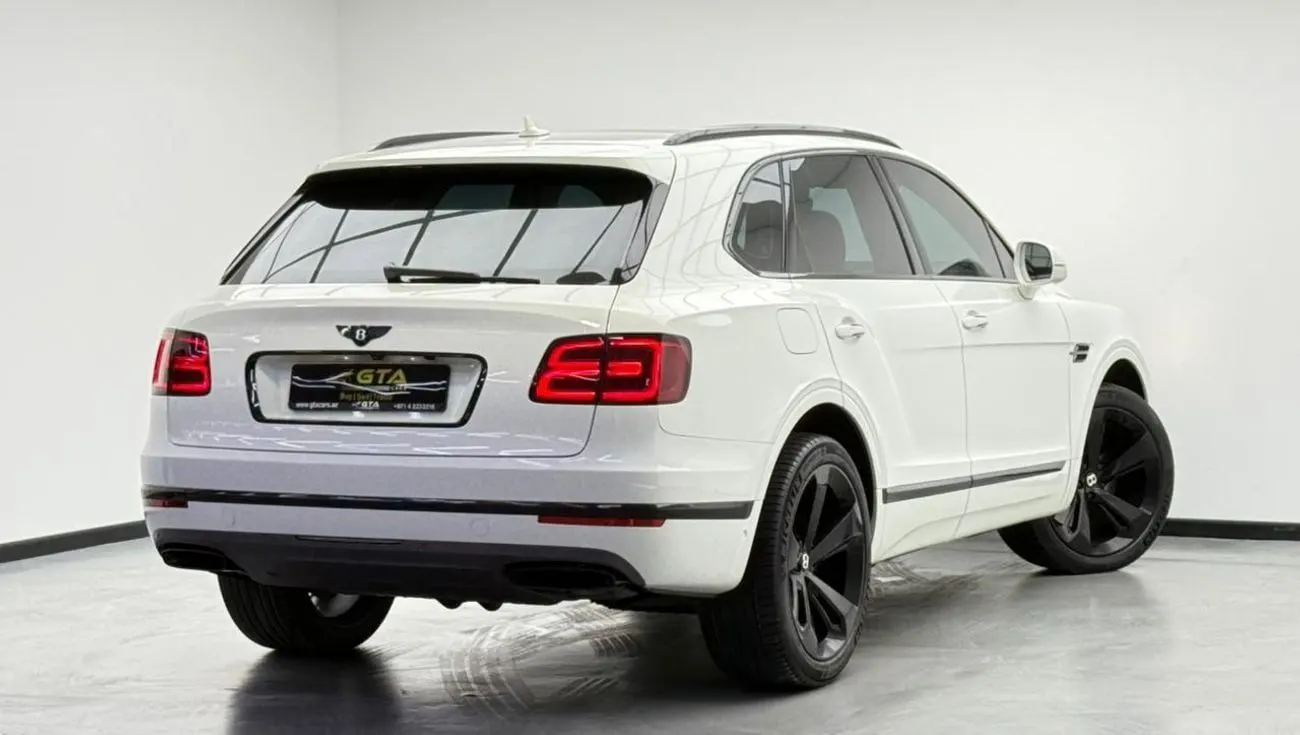 Bentley Bentayga W12 Black Edition photo 6