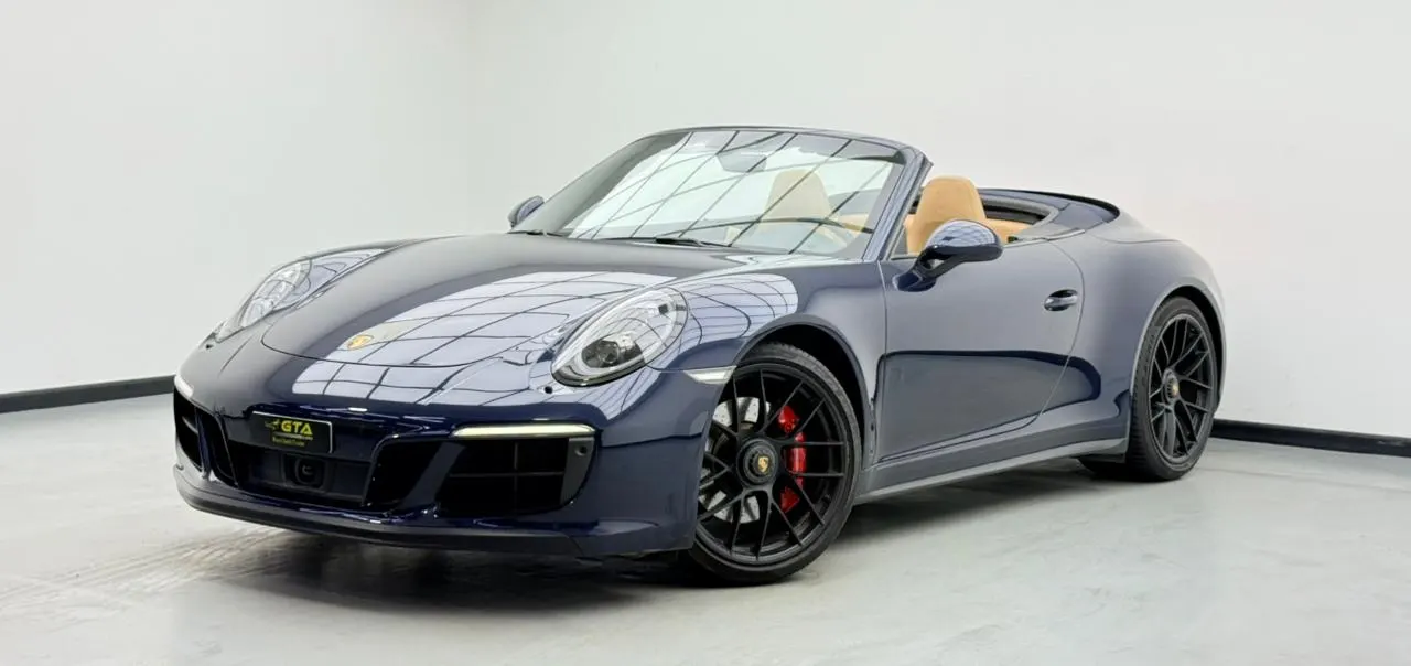 Porsche 911 Carrera 4 GTS Cabriolet photo 3