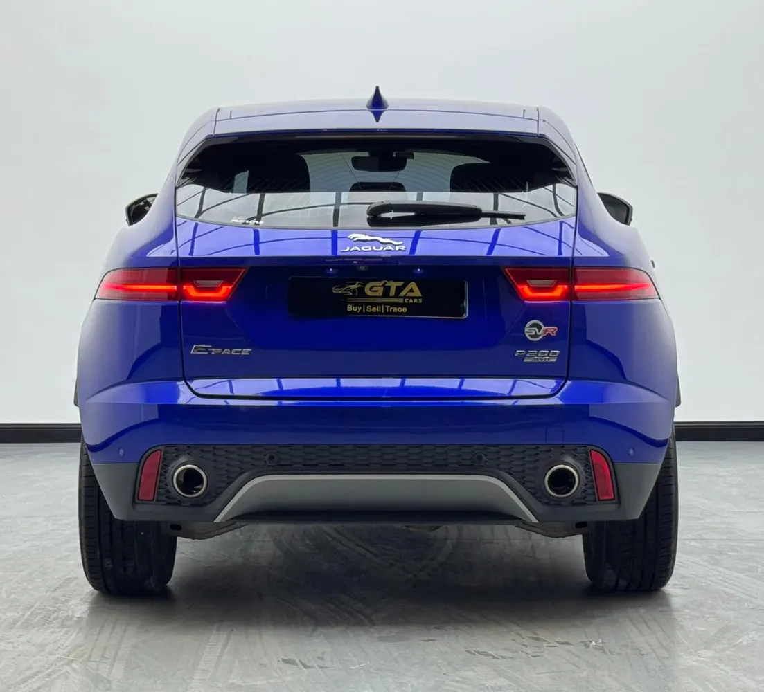 Jaguar E-Pace P200 S photo 7