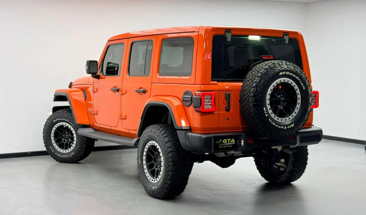 Jeep Wrangler Unlimited Sahara photo 7