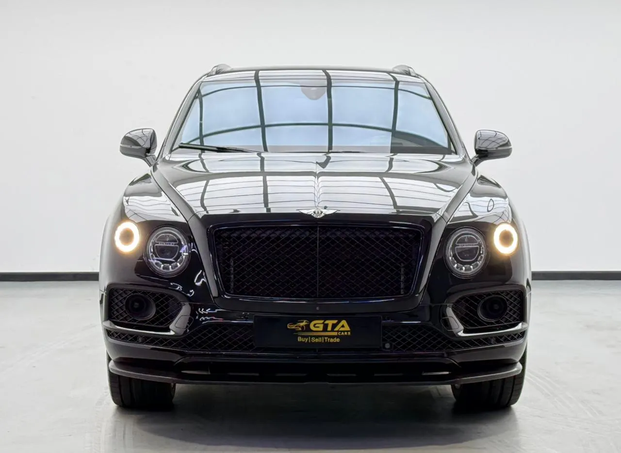 Bentley Bentayga Signature photo 3