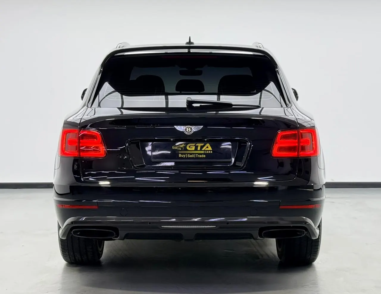 Bentley Bentayga Signature photo 6
