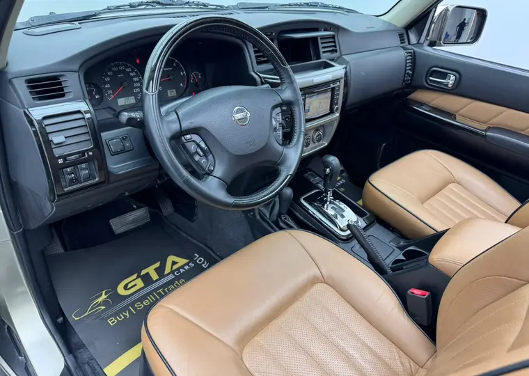 Nissan Patrol Super Safari 4800 VTC