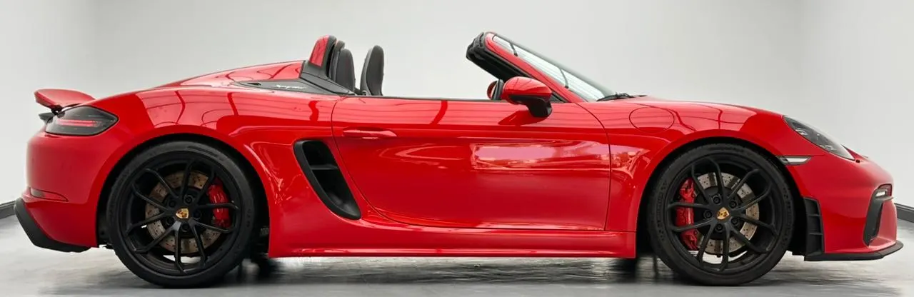 Porsche 718 Spyder photo 6