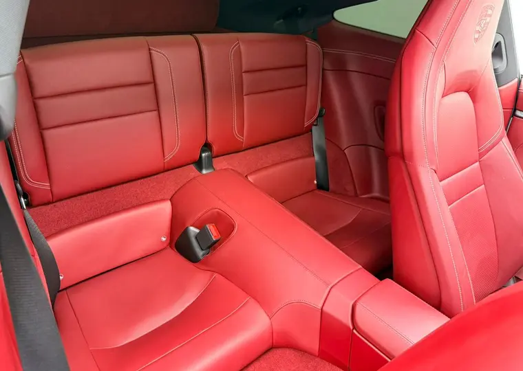 Porsche 911 Carrera