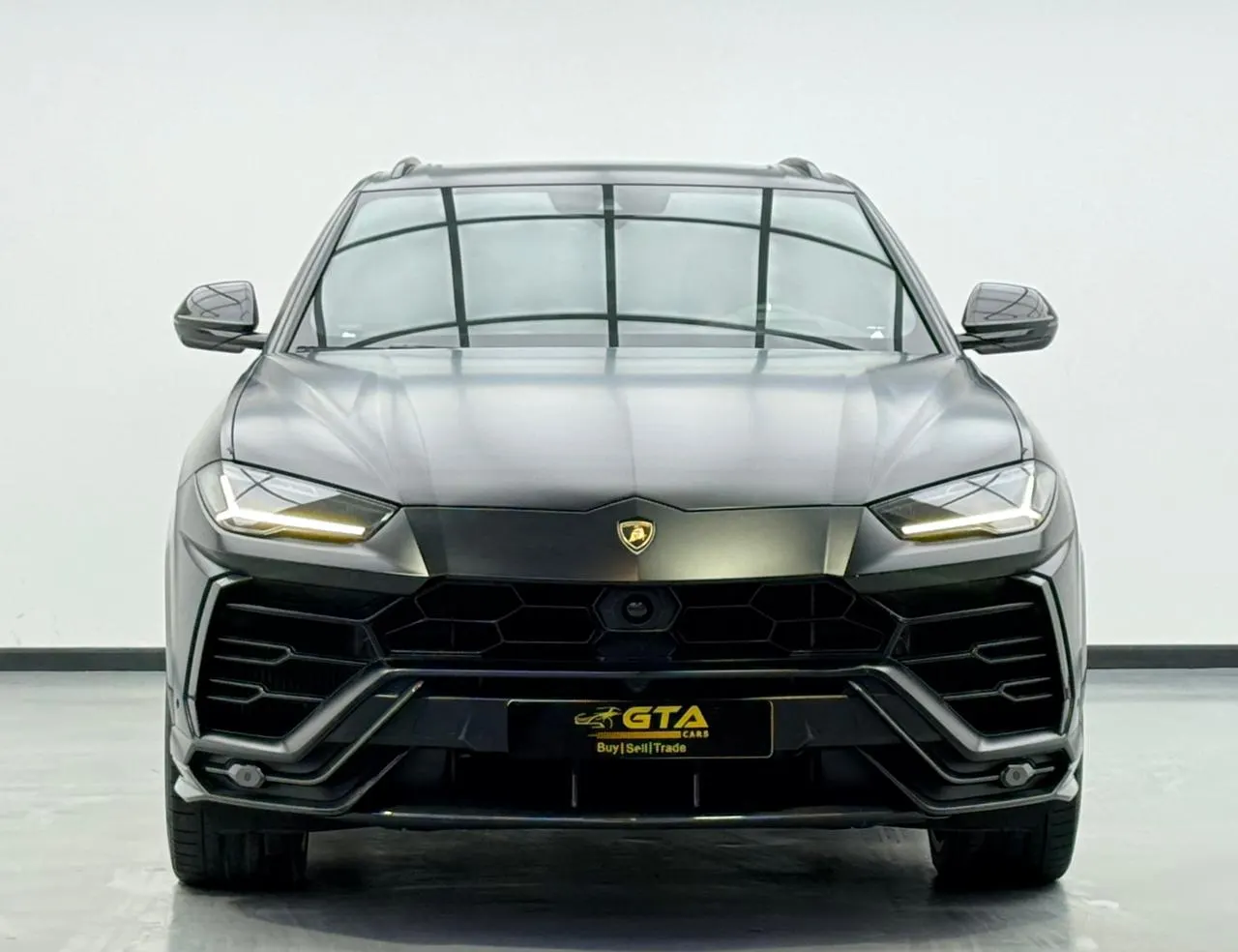 Lamborghini Urus photo 4