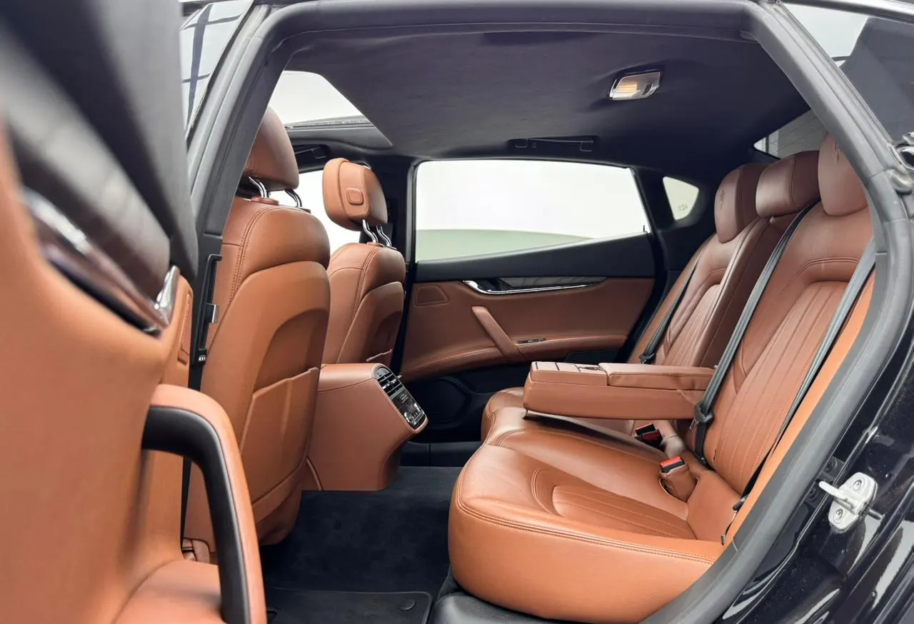 Maserati Quattroporte