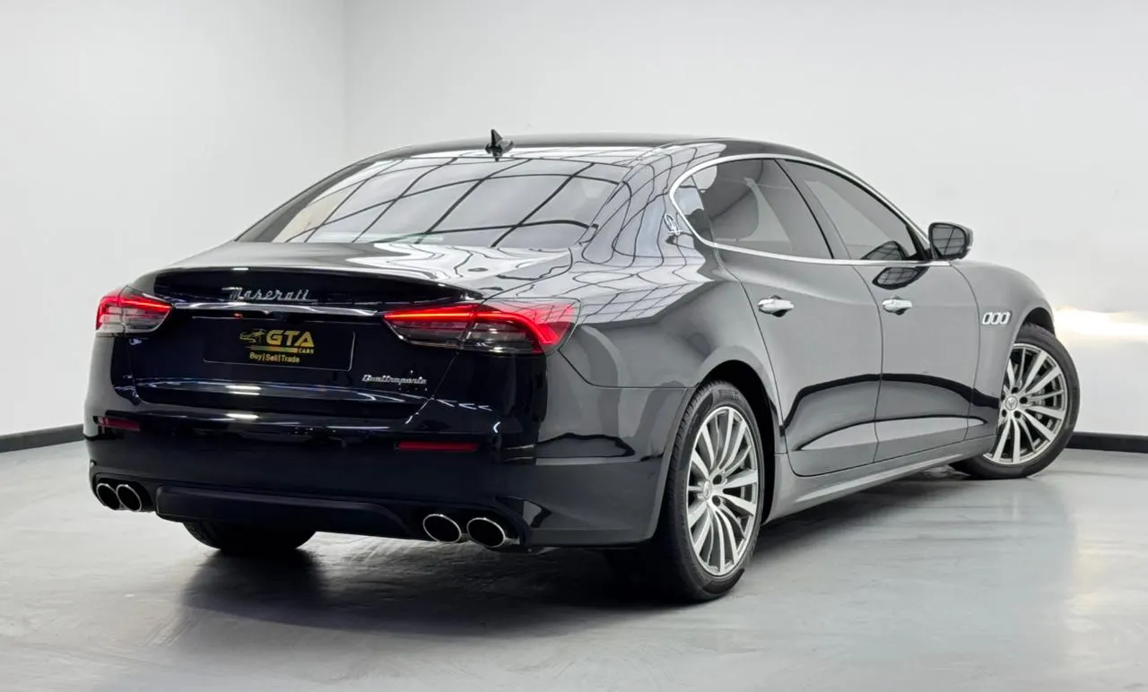 Maserati Quattroporte photo 6