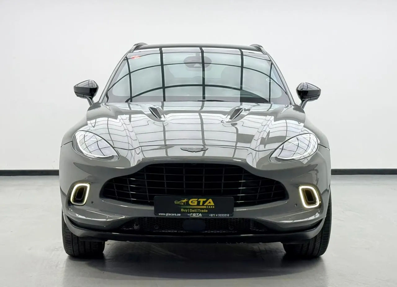 Aston Martin DBX 550 photo 3