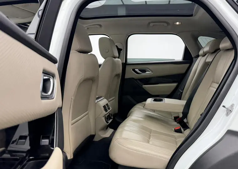 Range Rover Velar P250 SE R-Dynamic