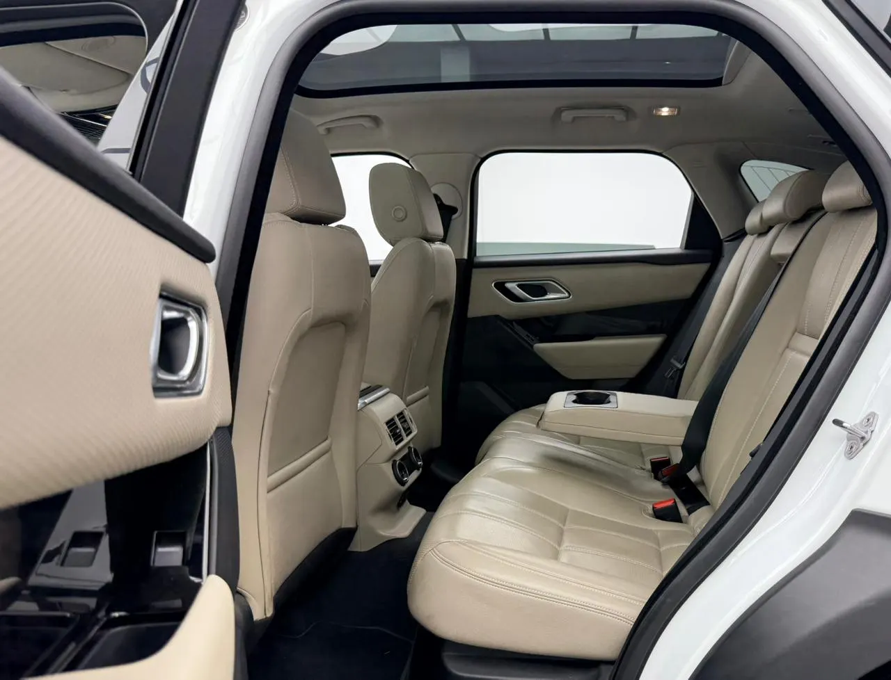 Range Rover Velar P250 SE R-Dynamic