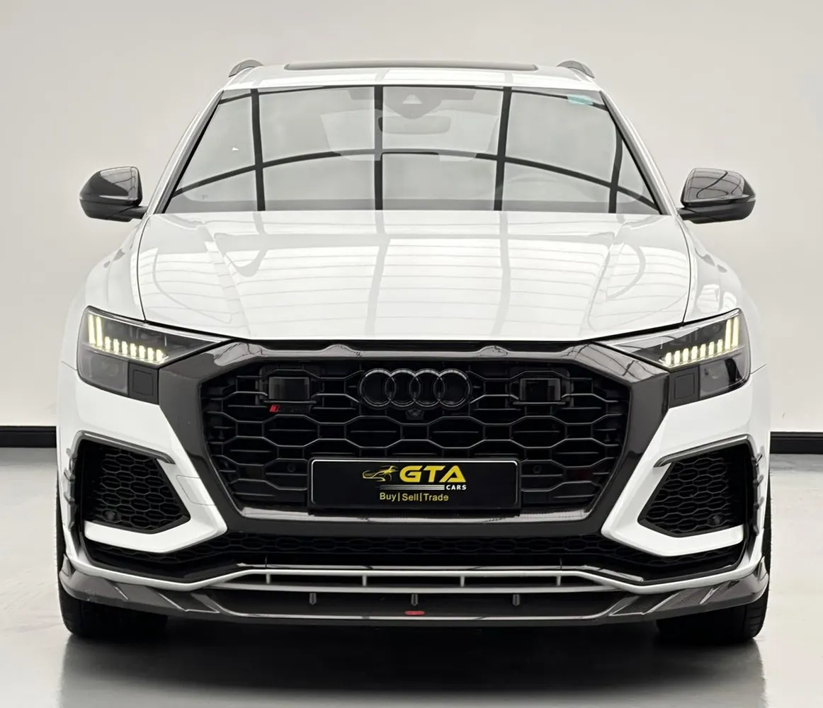 Audi RS Q8 photo 3