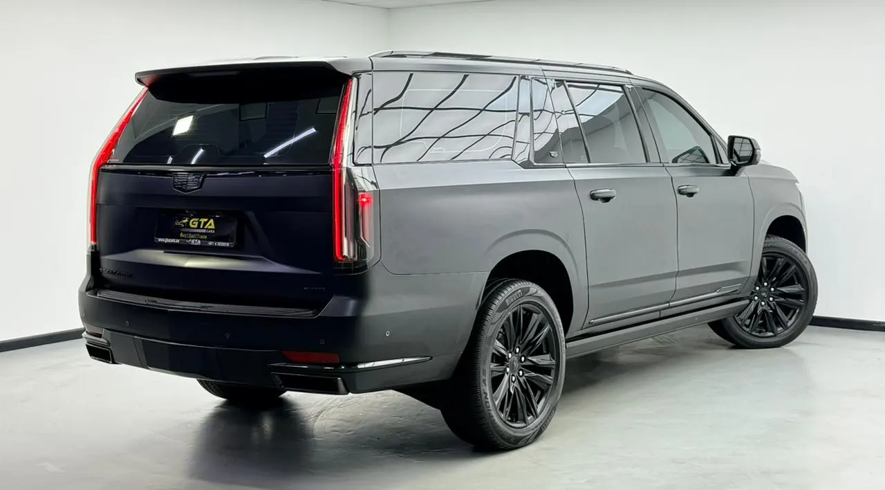 Cadillac Escalade Sport Platinum Black Edition photo 6
