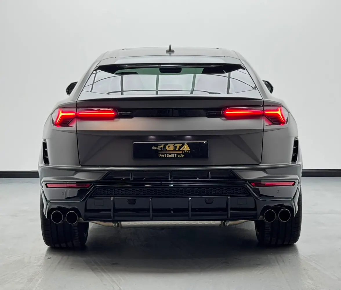 Lamborghini Urus S photo 6