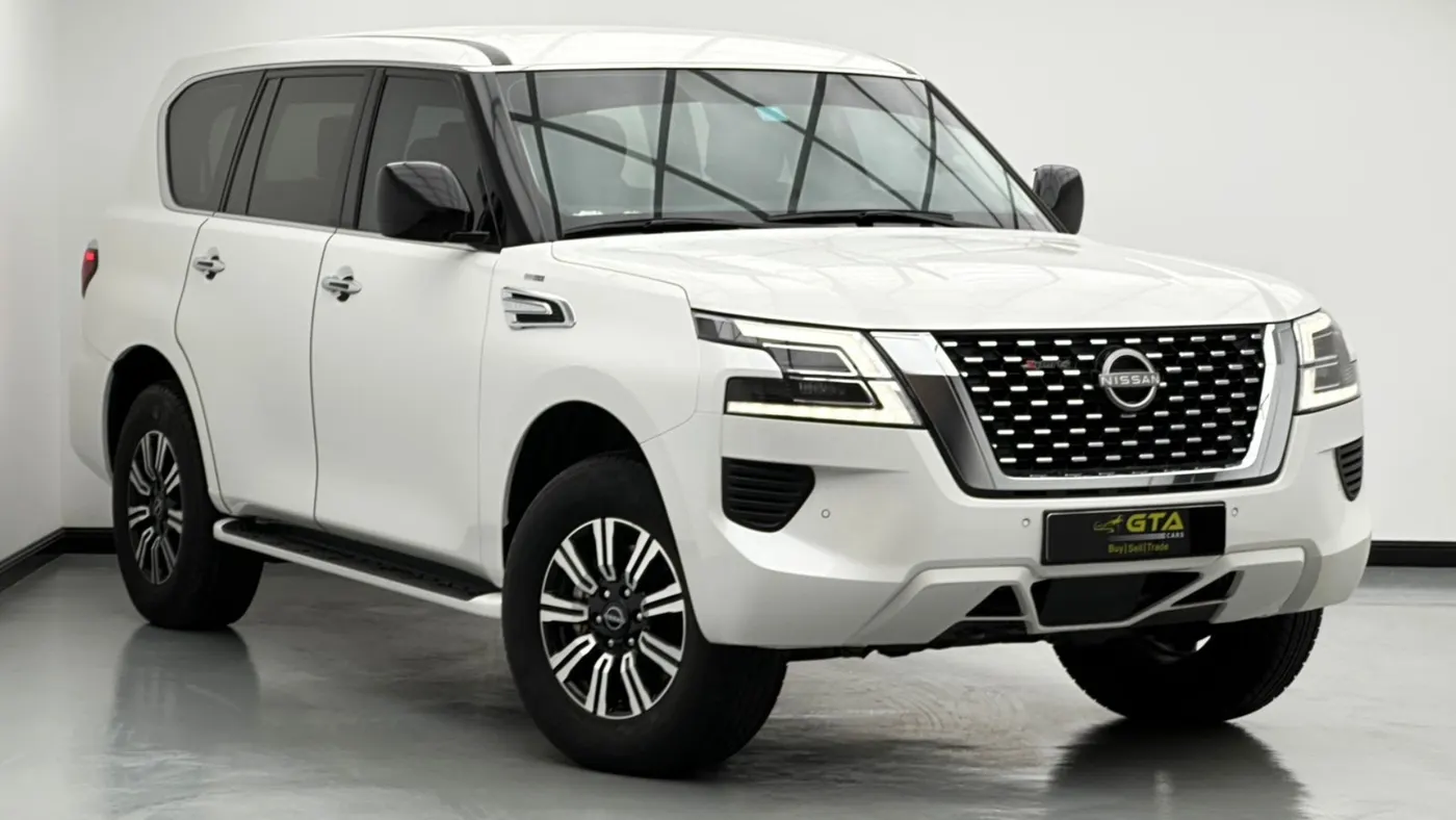 Nissan Patrol SE photo 2