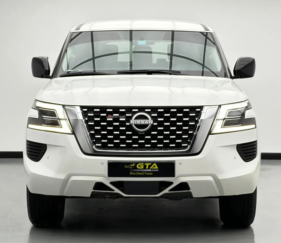 Nissan Patrol SE photo 4