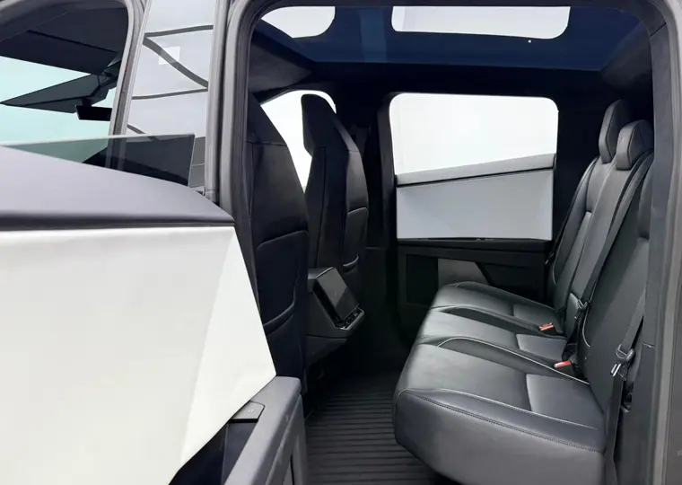 Tesla Cybertruck Beast