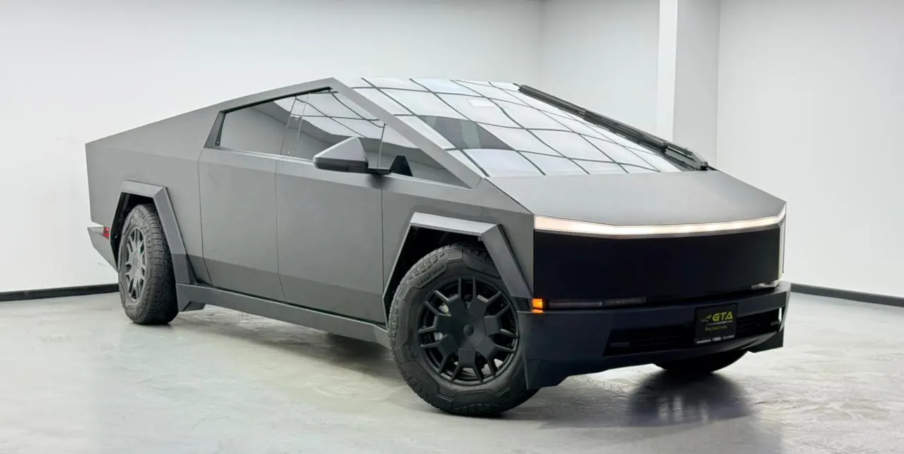 Tesla Cybertruck Beast photo 3