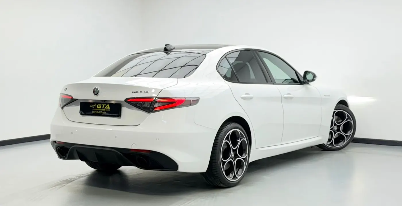Alfa Romeo Giulia Veloce Q2 photo 6