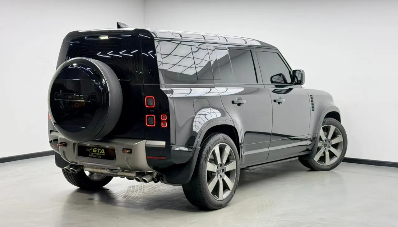 Land Rover Defender 110 P525 V8 photo 5