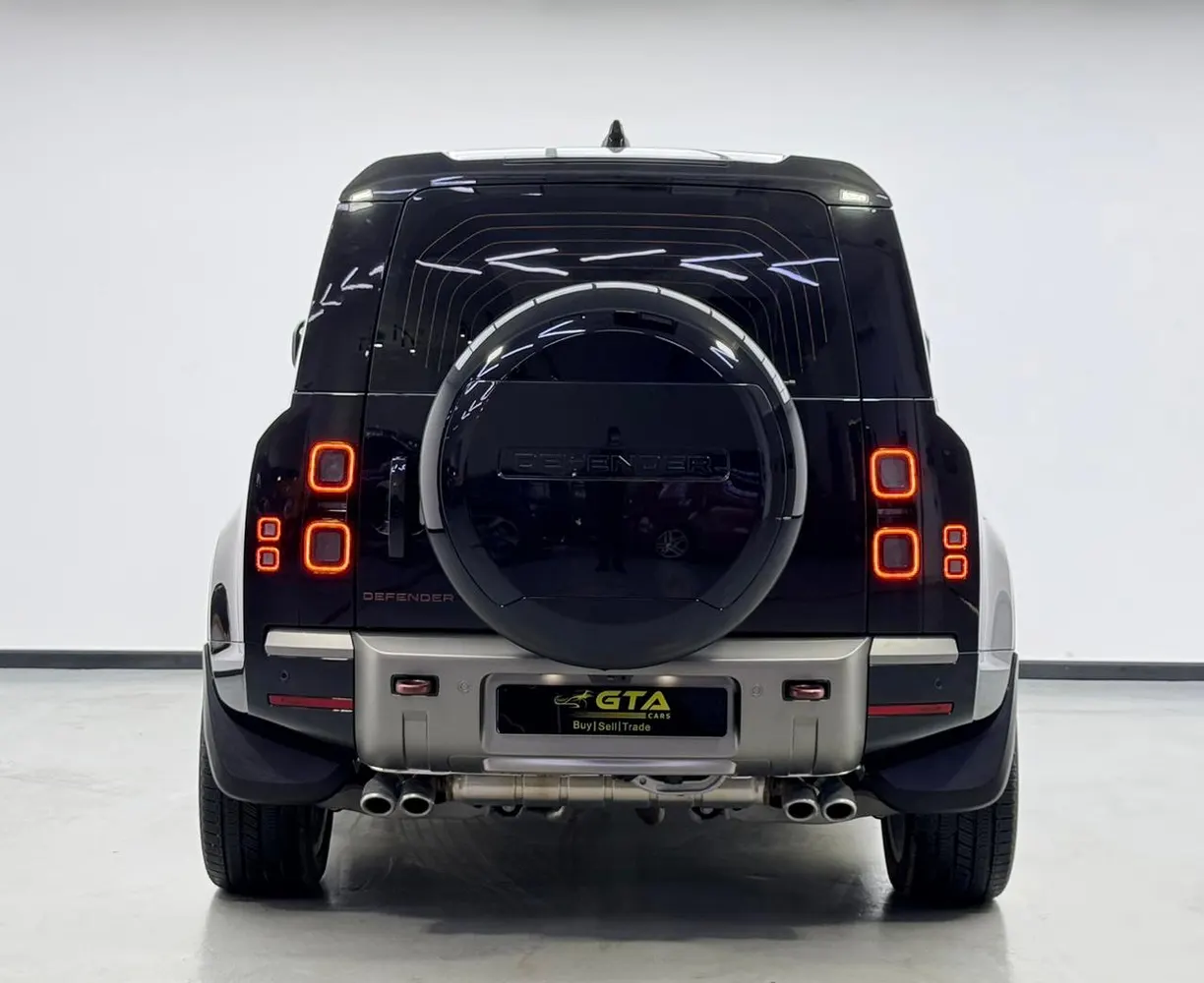 Land Rover Defender 110 P525 V8 photo 6